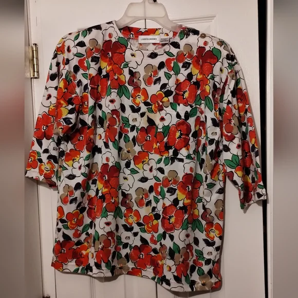 Lauren Brooke Crew Neck floral Hawaiian shoulderpads button shoulders blouse - Picture 2 of 16